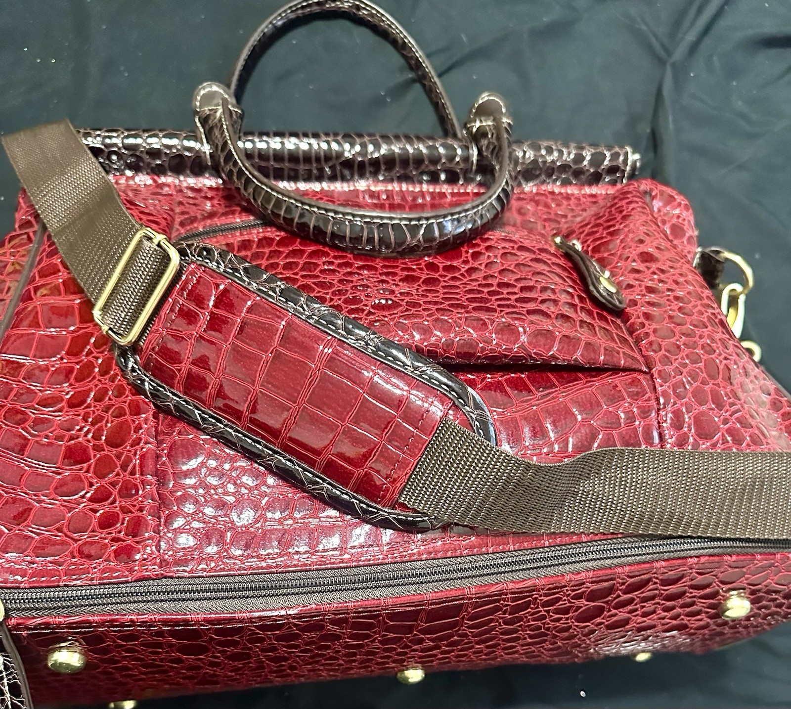 Samantha Brown Croco-Embossed Dowel Travel Bag Tote Work Weekender Red Brown