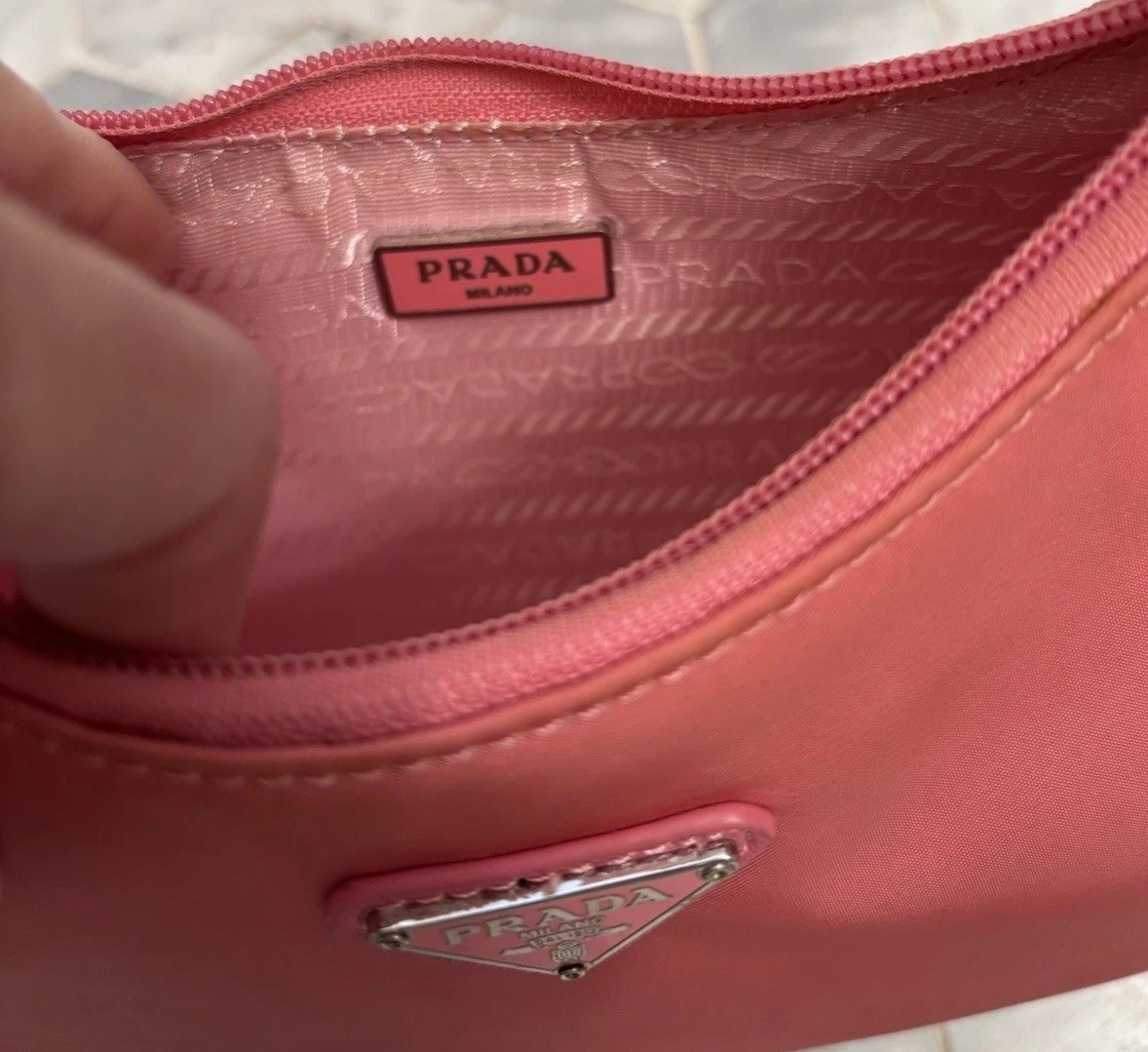 PRADA Vintage Pink Tessuto Nylon Mini Bag Hobo Re-Edition Y2K Italy