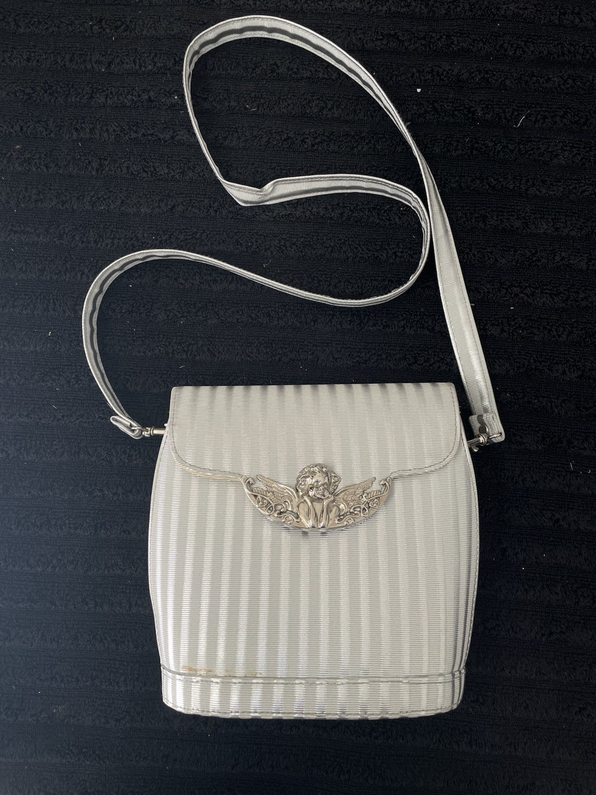 Vintage Touch USA Tango Crossbody Shoulder Bag Silver/white Stripe Angel Clasp