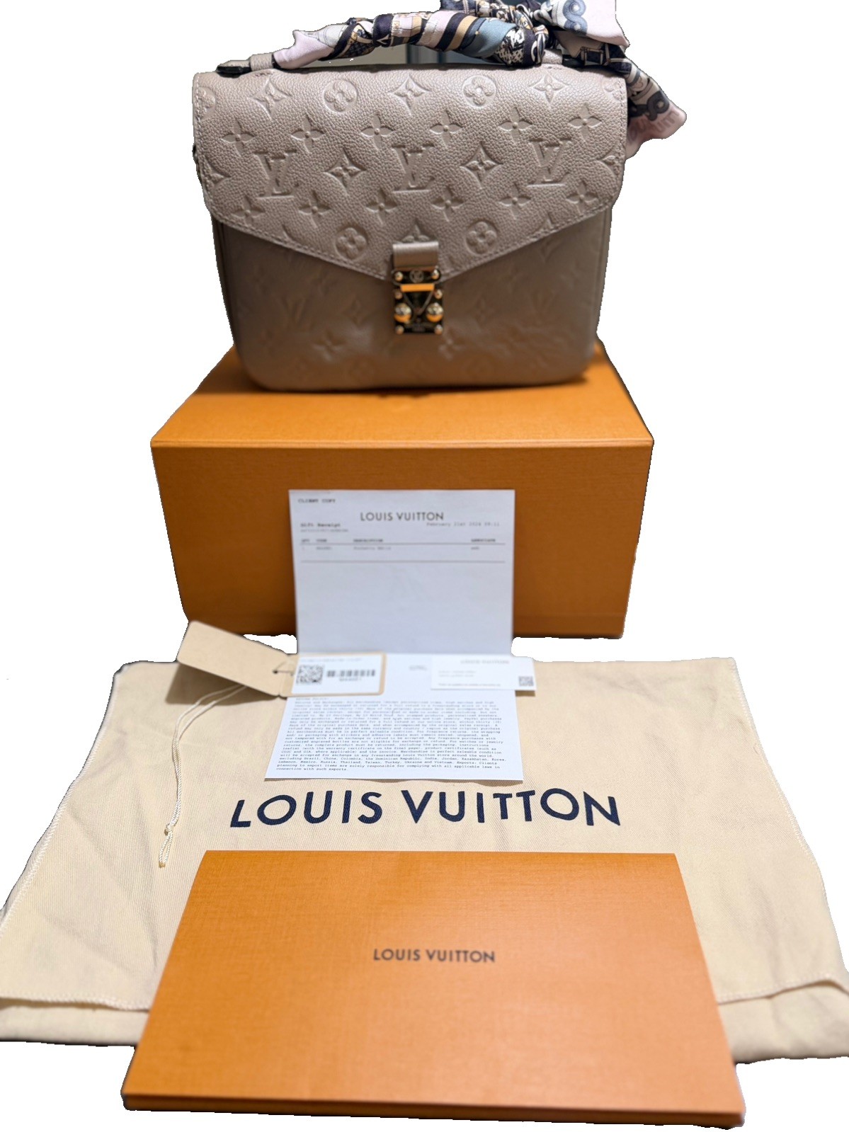 Authentic Louis Vuitton Pochette Métis Empreinte Leather Crossbody Gold Hardware