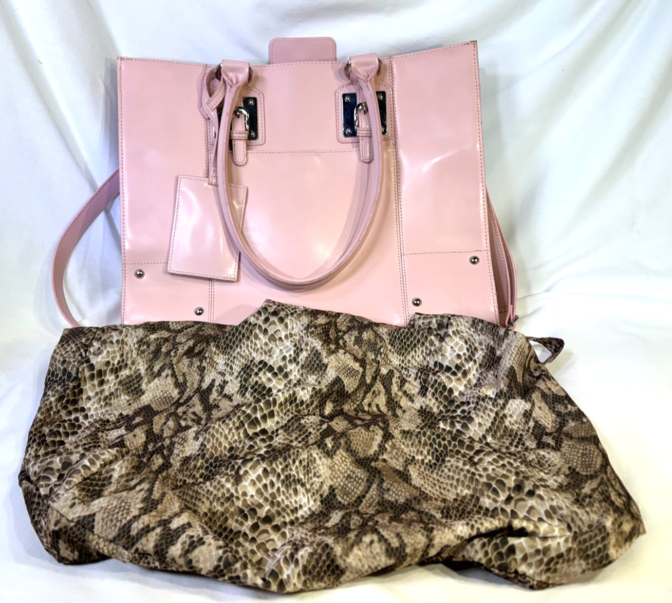 Wilson’s Leather large Pink Tote Leather Bag Approx. 15″ In Width 12″ 2 straps