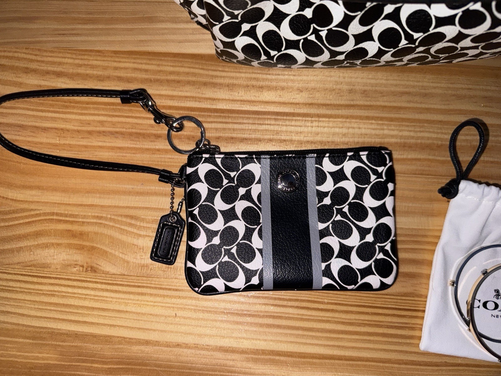 Coach Black White Signature C Tote Bag F15135 Pouch Wristlet Bracelets 4pc Lot