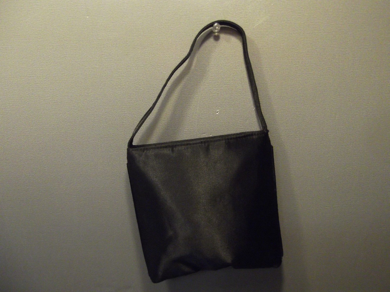Black Mini Sequined Purse 6″in x 6″in
