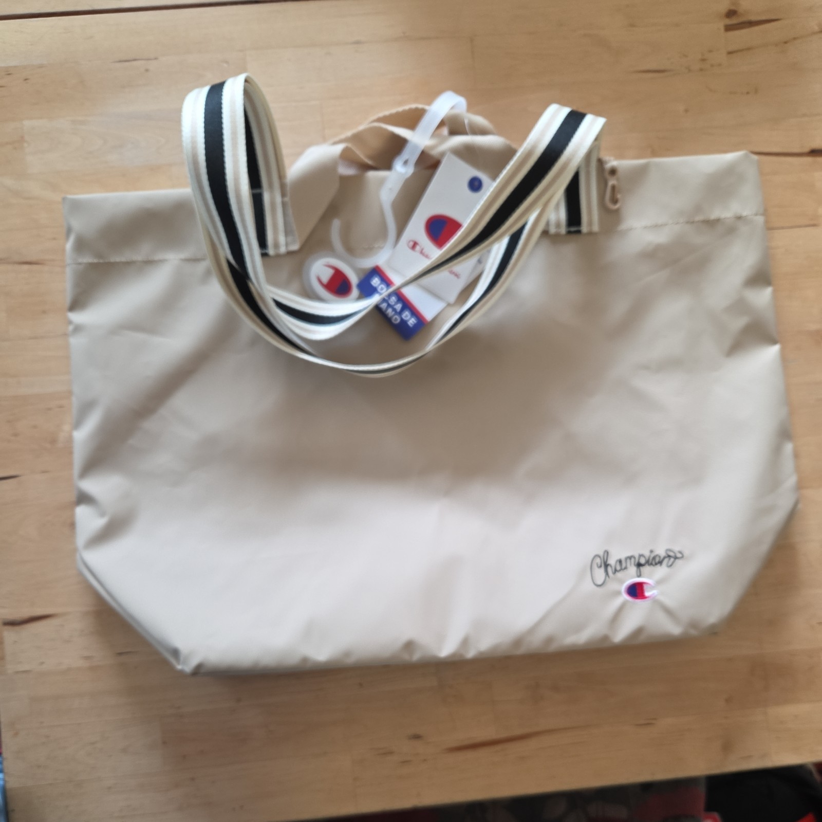 Large Champion Tote Beige Harbour with Pockets