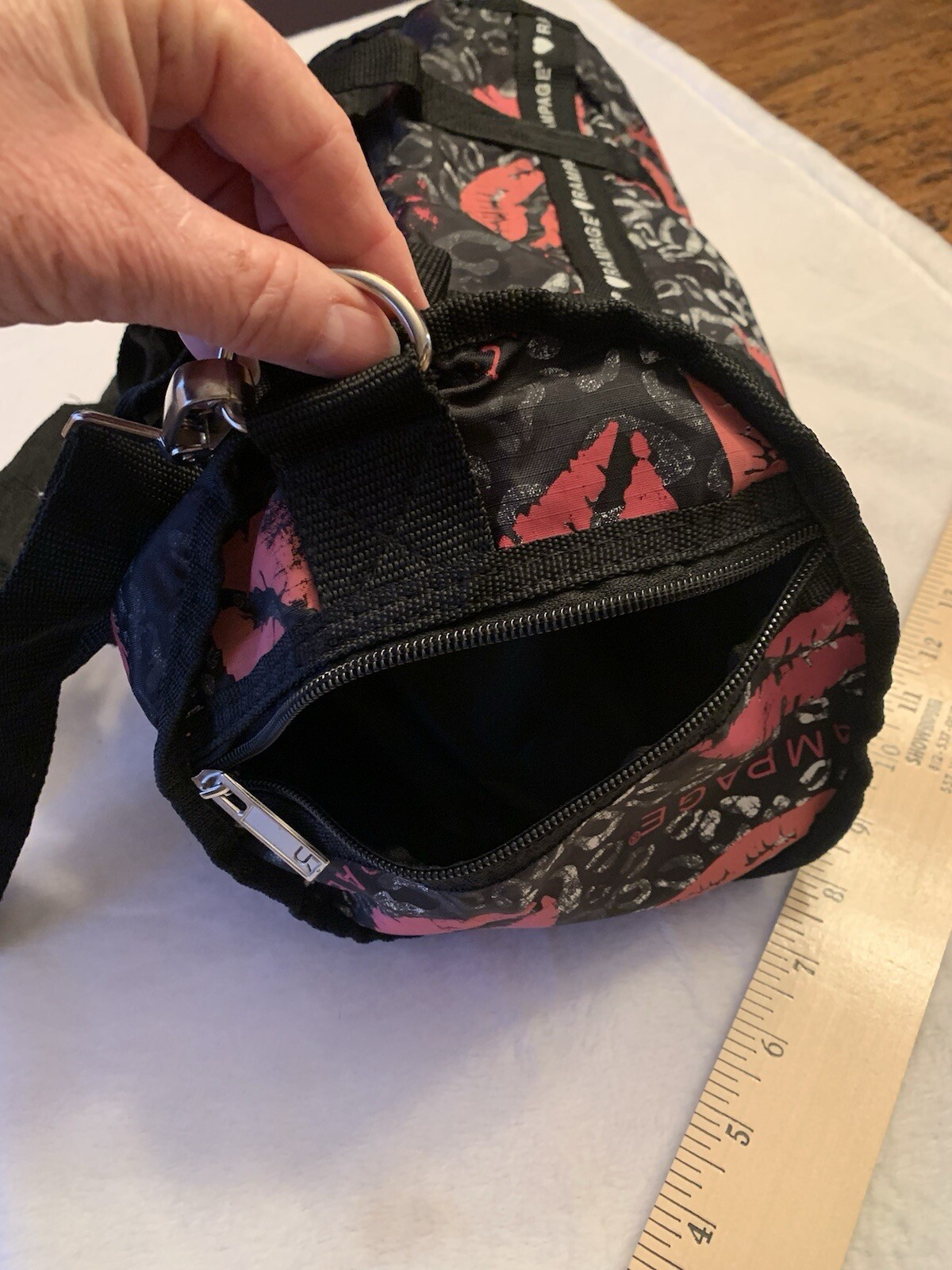 Rampage Small Duffle Bag Leopard Print with Lips! 💋❤️🐆 Approx 13 x 8