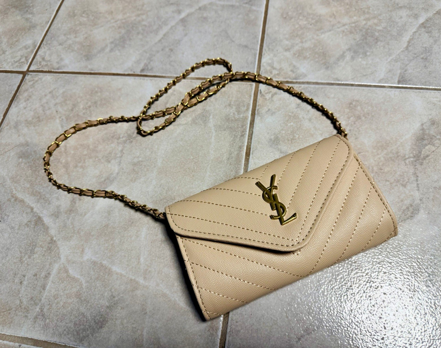 Saint Laurent Beige Chevron Quilted Chain Crossbody Flap Magnetic