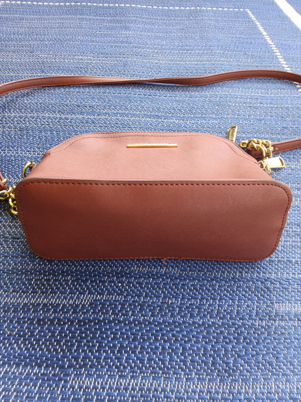 STEVE MADDEN Small Crossbody handbag Vegan Brown Leather & Gold Chain EXCELLENT!