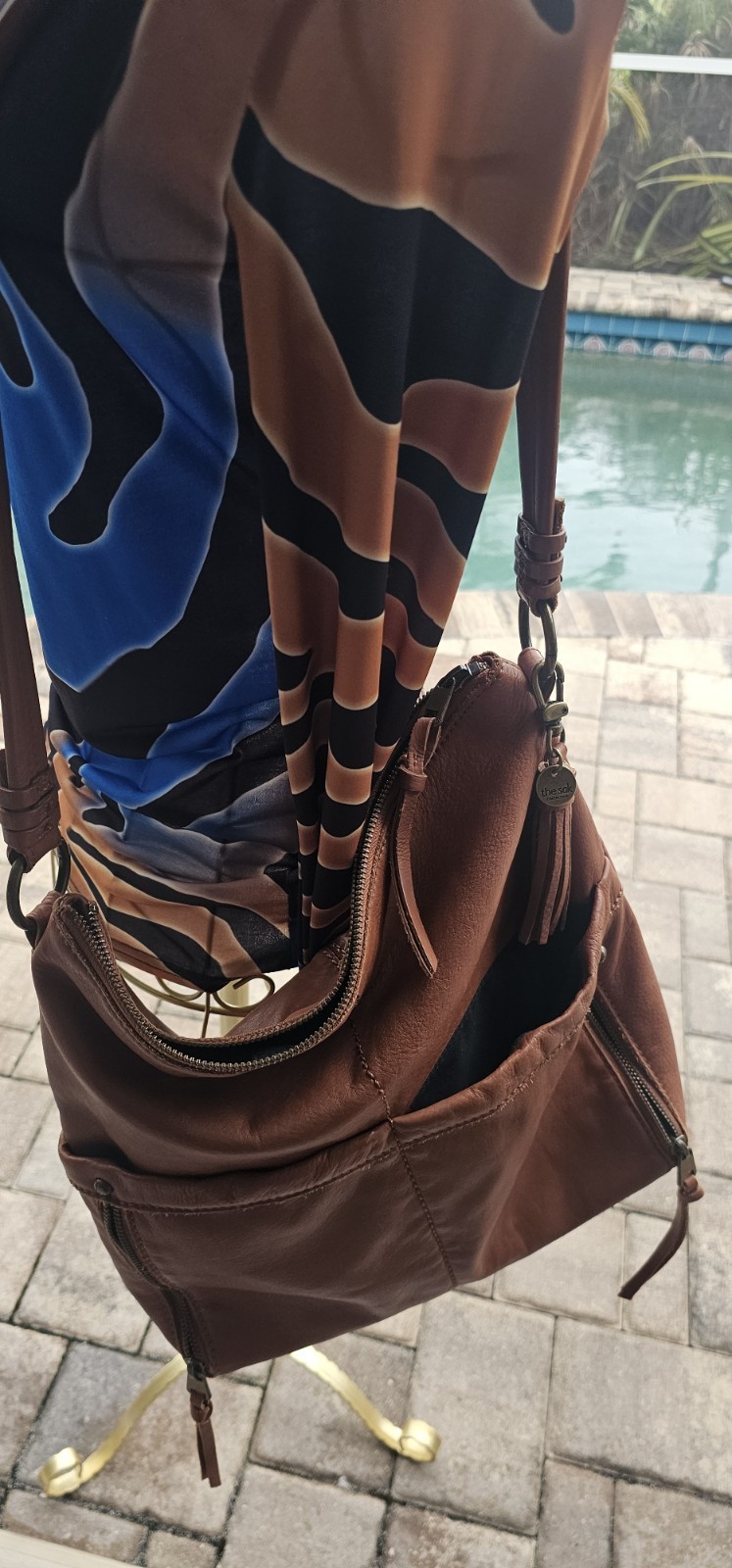 The Sac Ashland Bucket Shoulder Crossbody Purse Bag Tobacco Leather