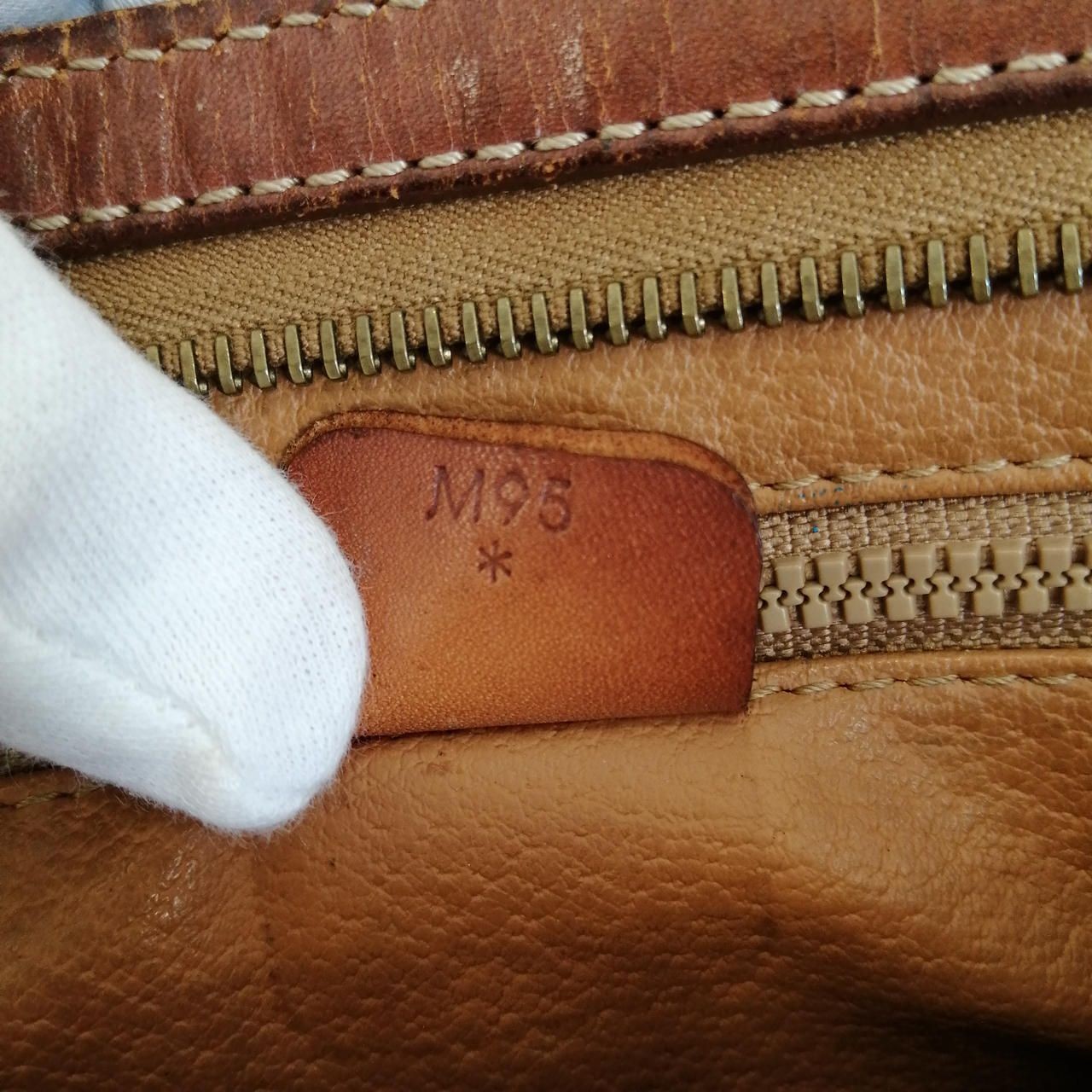CELINE Second Back – Used