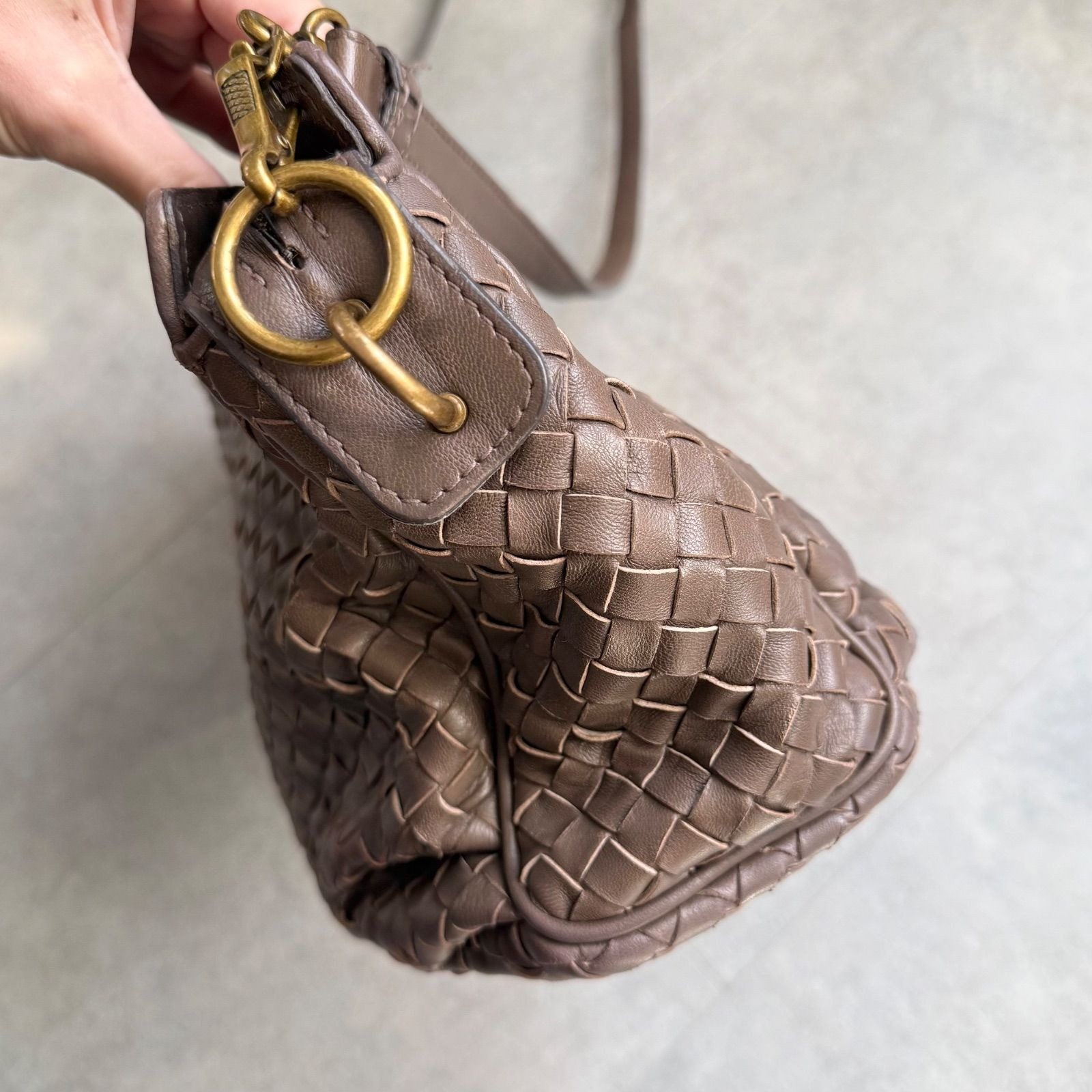 Bottega Veneta Intrecciato Brown Leather Shoulder Bag Antique Gold Zip Auth Ital