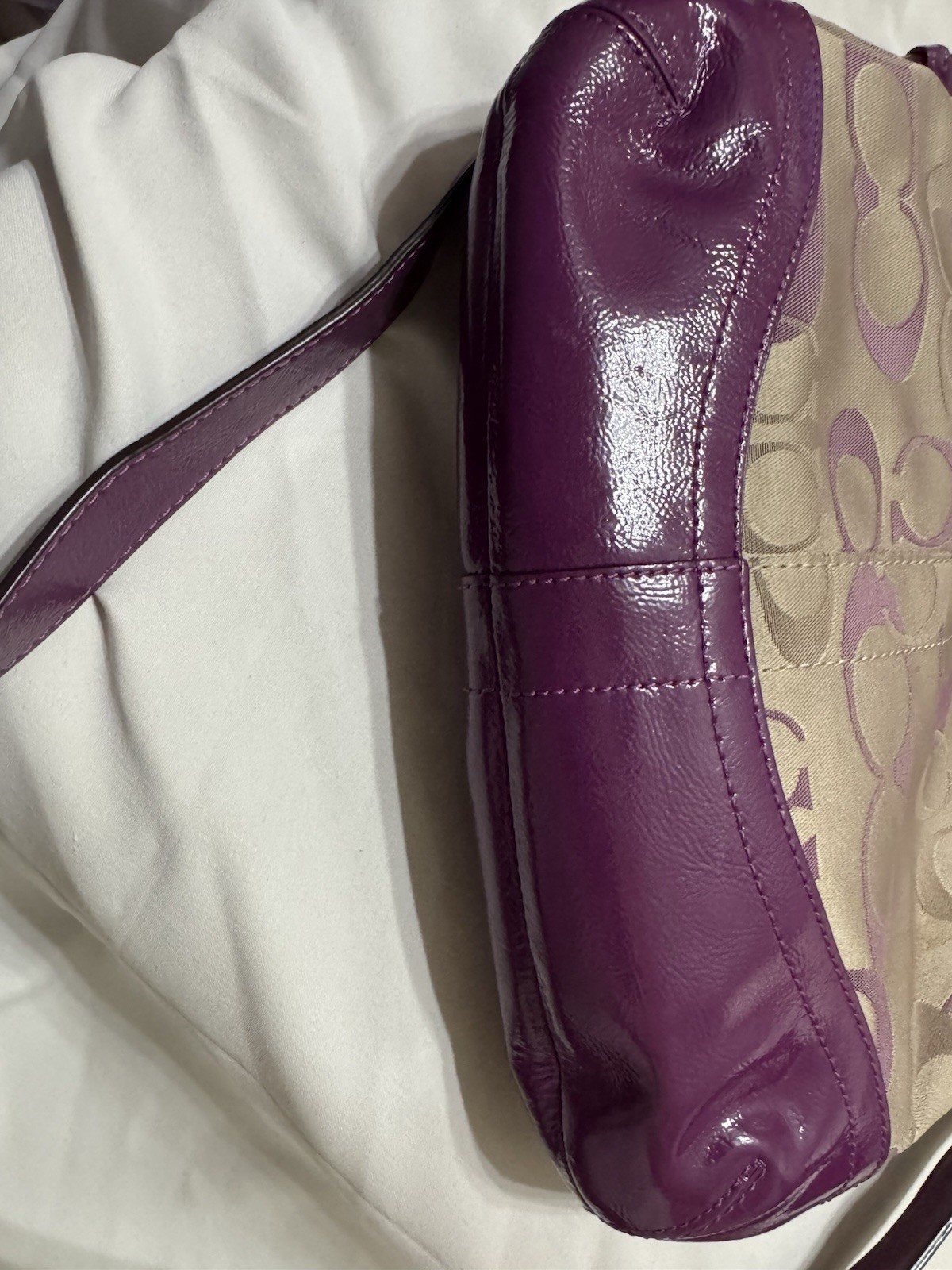 Coach F20502 Optic Signature NS Duffle Crossbody Khaki Purple Patent Chain
