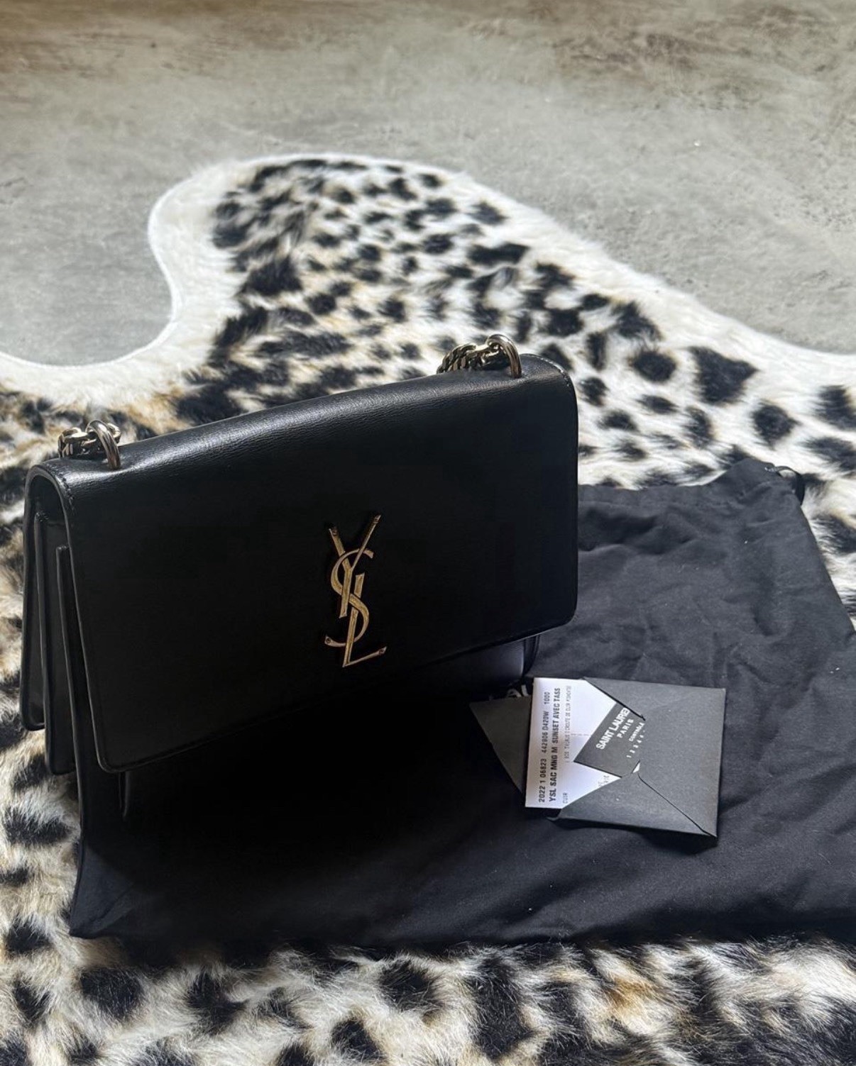 Saint Laurent Sunset Medium Black Chain Shoulder Bag Gold Hardware Dust Bag