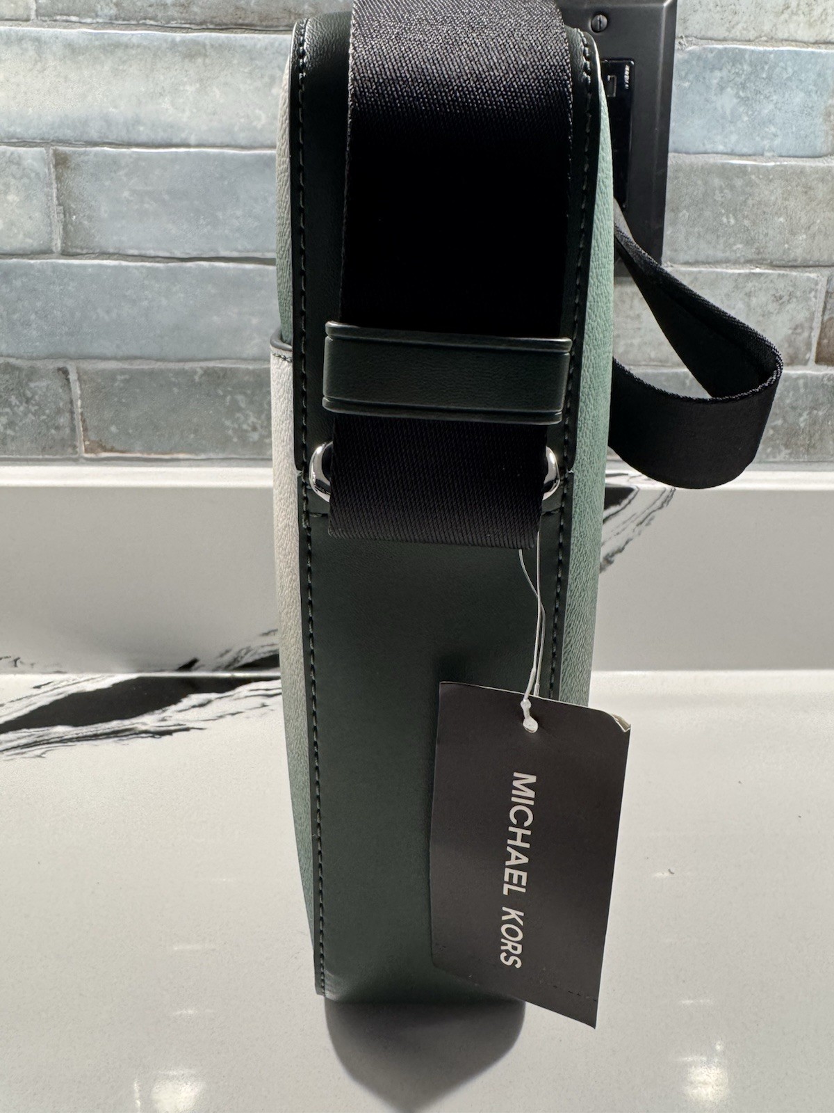 Michael Kors Cooper Reporter Bag Moss Multi Crossbody NWT MSRP $258