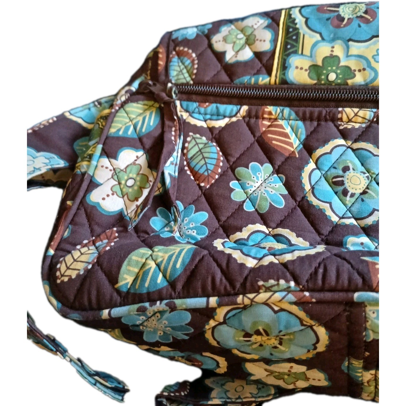 NWT-Maggi B Quilted 10″ Flowered Messenger Style Cross-body Bag