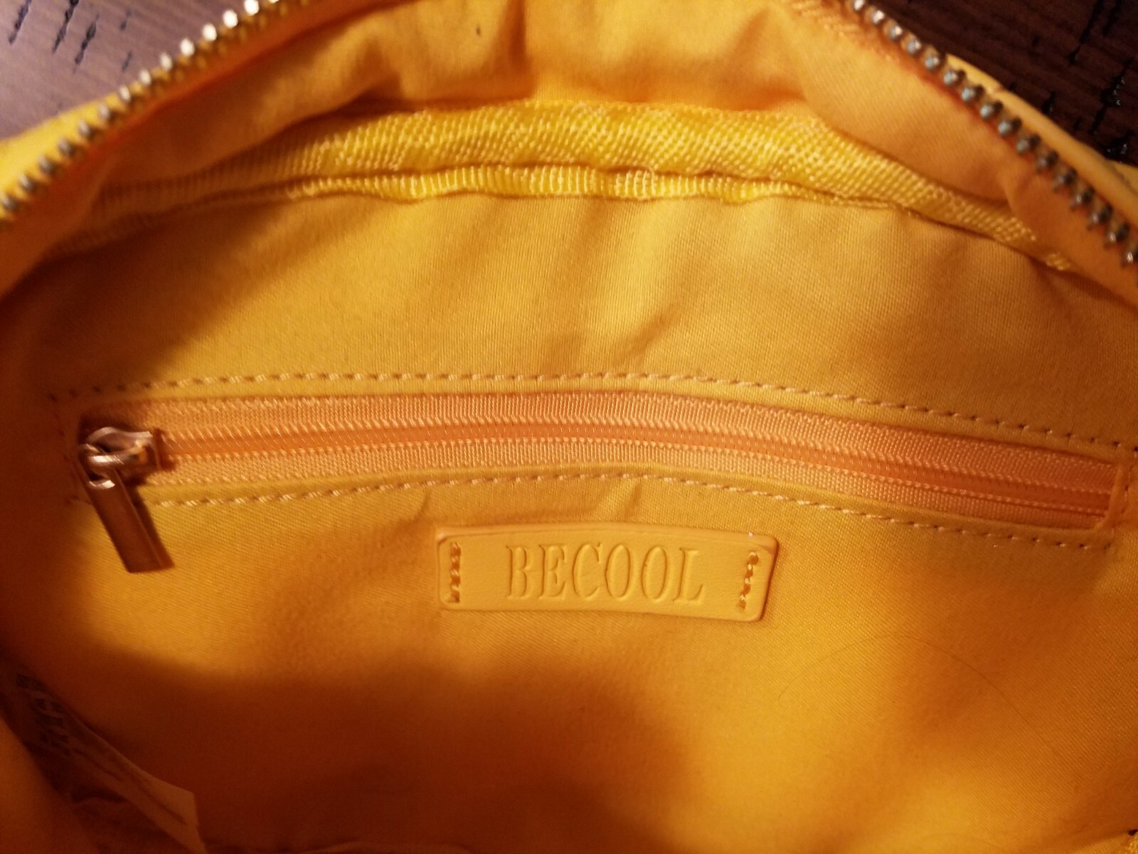 BECOOL: Yellow w/ Gold Color Chain Quilted Camera Purse w/ Twist Lock Pocket/Zip