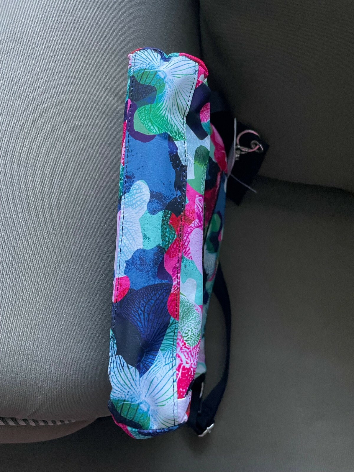 Samantha Brown To-Go Medium Zip-Front Crossbody Handbag Orchid Camo NWT