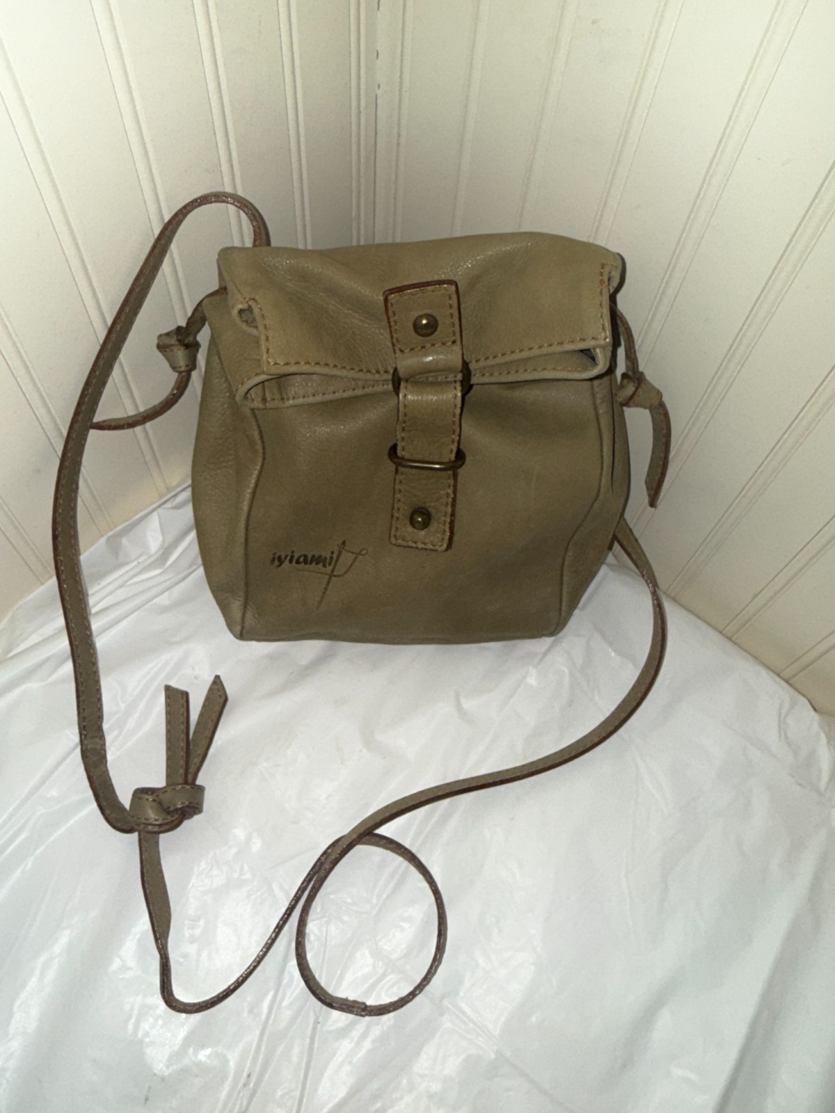 Iyiami Leather Handbags Sugar mini bag green crossbody Artisan Made