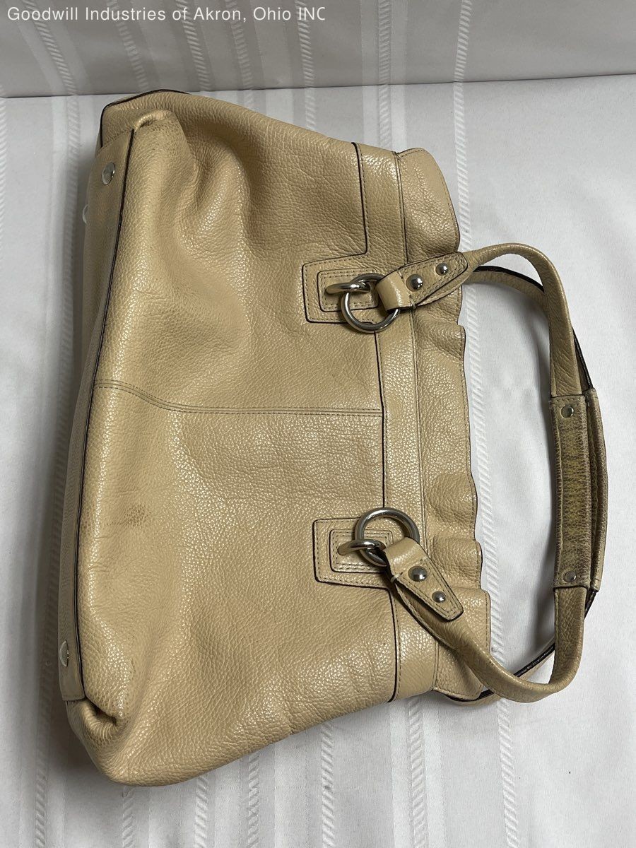 Coach Beige 2000s Chelsea Pebbled Leather Satchel Shoulder Bag COA
