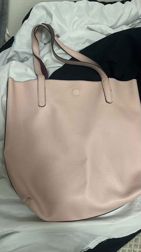 Pink Tote With Red Interior And Magnetic Closure Lightly Used