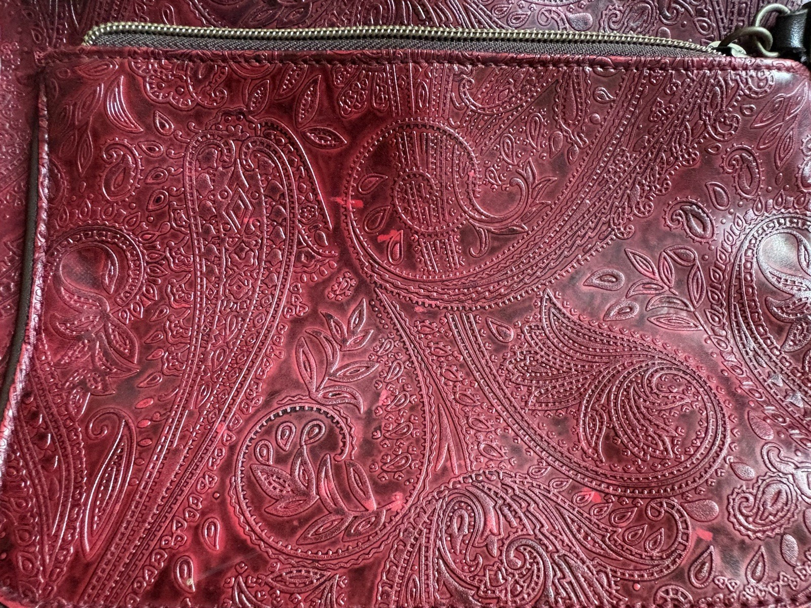 Red and Brown Paisley Hand Bag Double Handles Zip Pockets Dividers