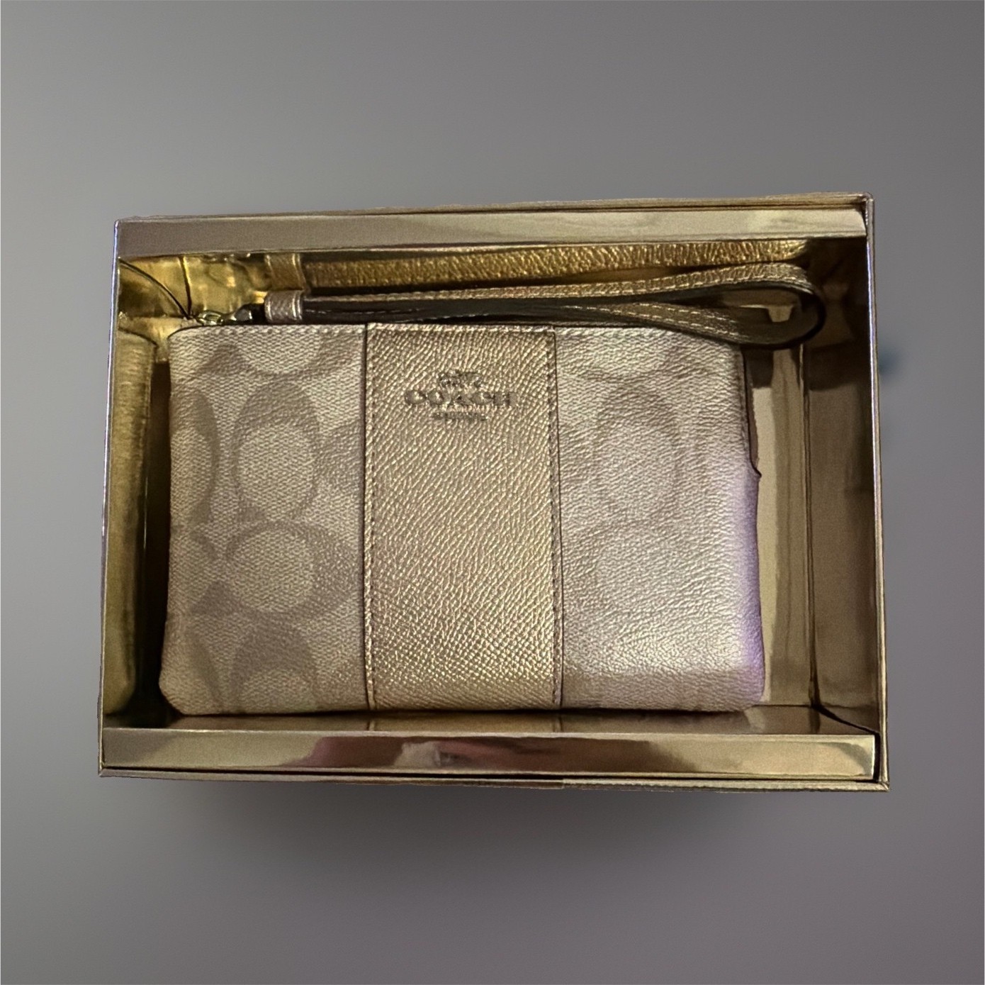 Coach Signature C Metallic Gold Corner Zip Wristlet Pouch Lined Wrist Strap