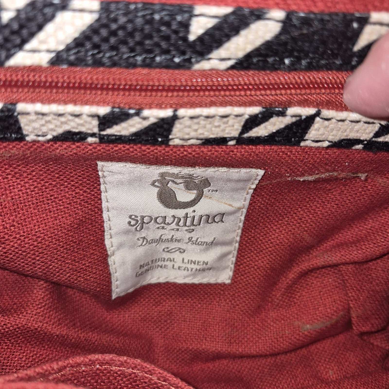 Spartina 449 Small Houndstooth Crossbody Bag Black White Brown Red Lining