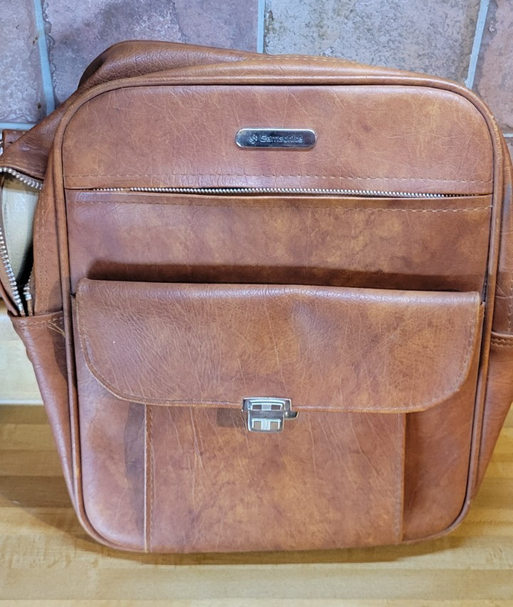 Vintage Samsonite Snap Lock Zip Cross Body Satchel Light Brown Leather Tote Bag
