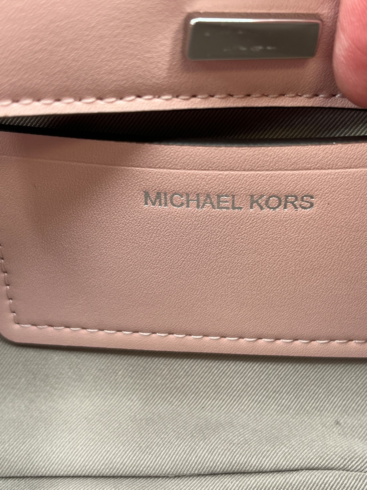 Michael Kors Bryant Pochette Smokey Rose Pebbled Leather Convertible Snap Bag