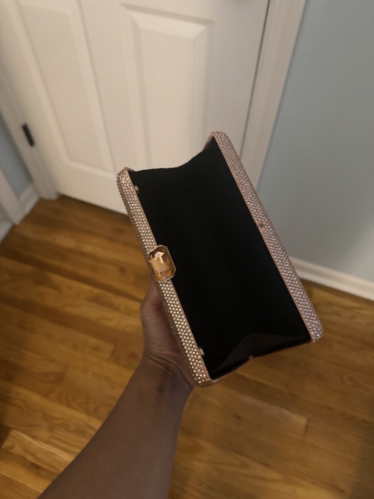 Rosè Champagne Clutch