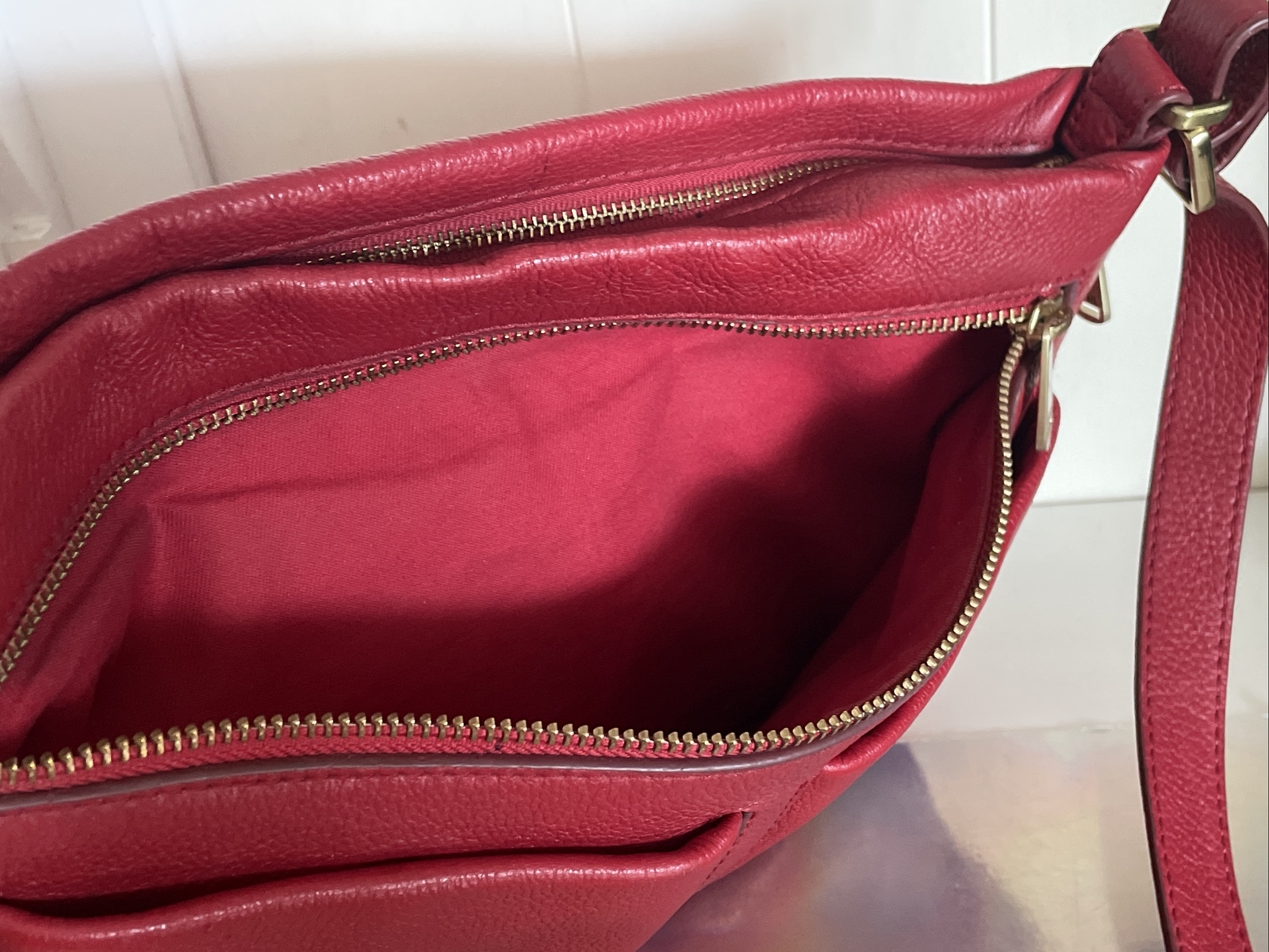 FOSSIL Expandable PIPER Crossbody Shoulder Bag Red Pebbled Leather