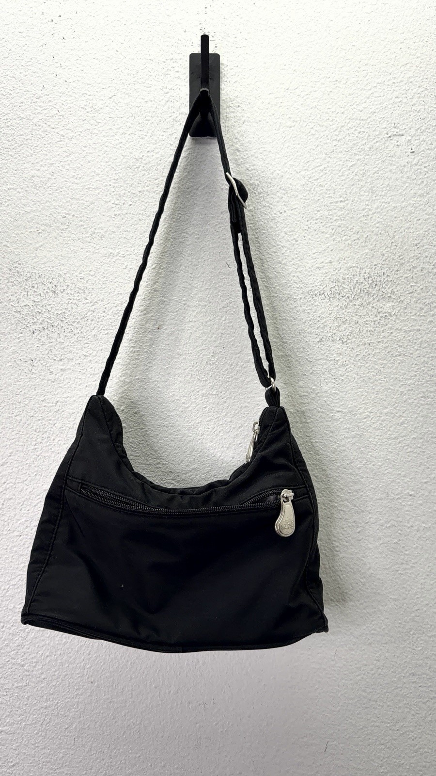 Ameribag Healthy Back Bag Black Shoulder Strap Outdoors Water Resistant