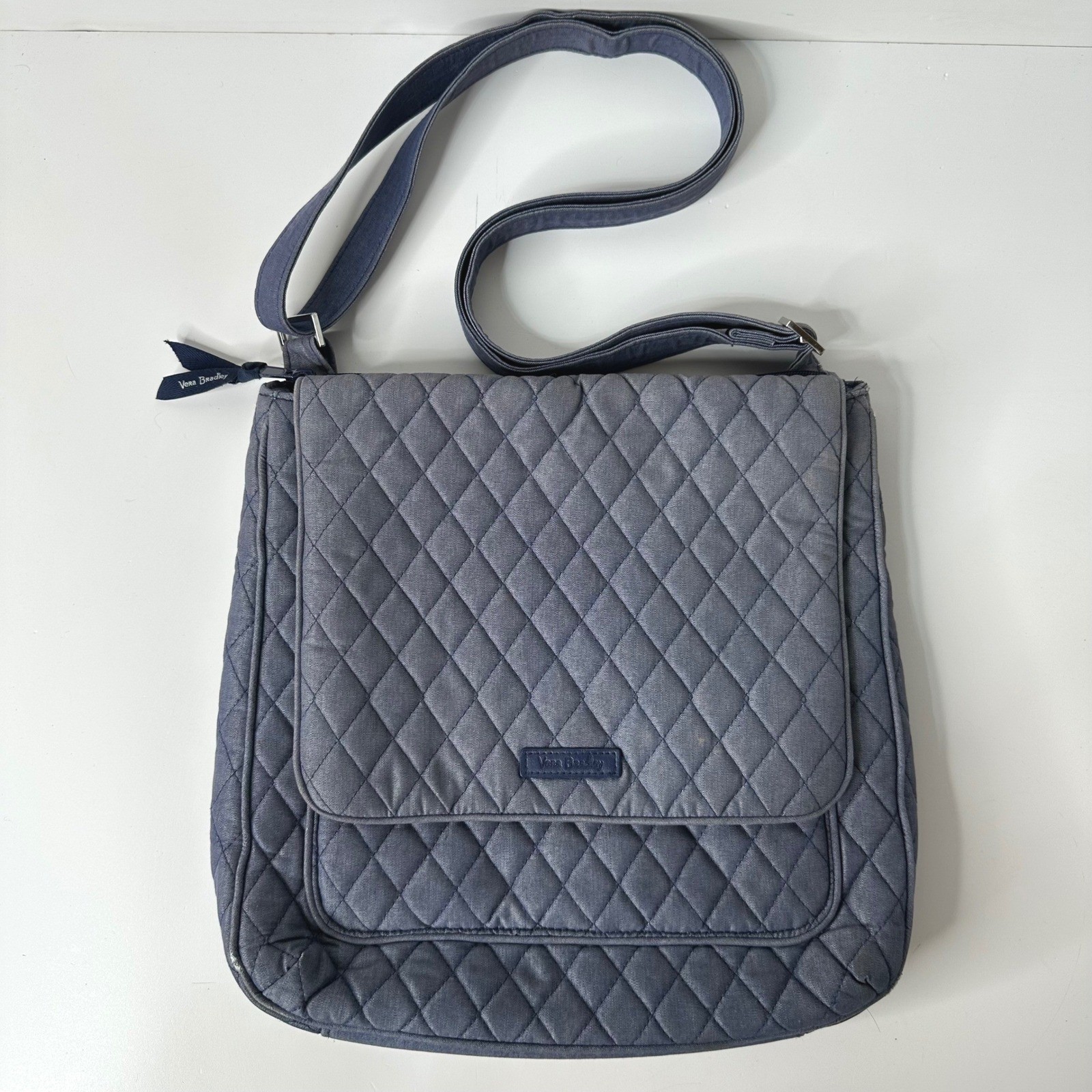 Vera Bradley Essential Mailbag Crossbody Moonlight Navy Denim Quilted Floral ’19