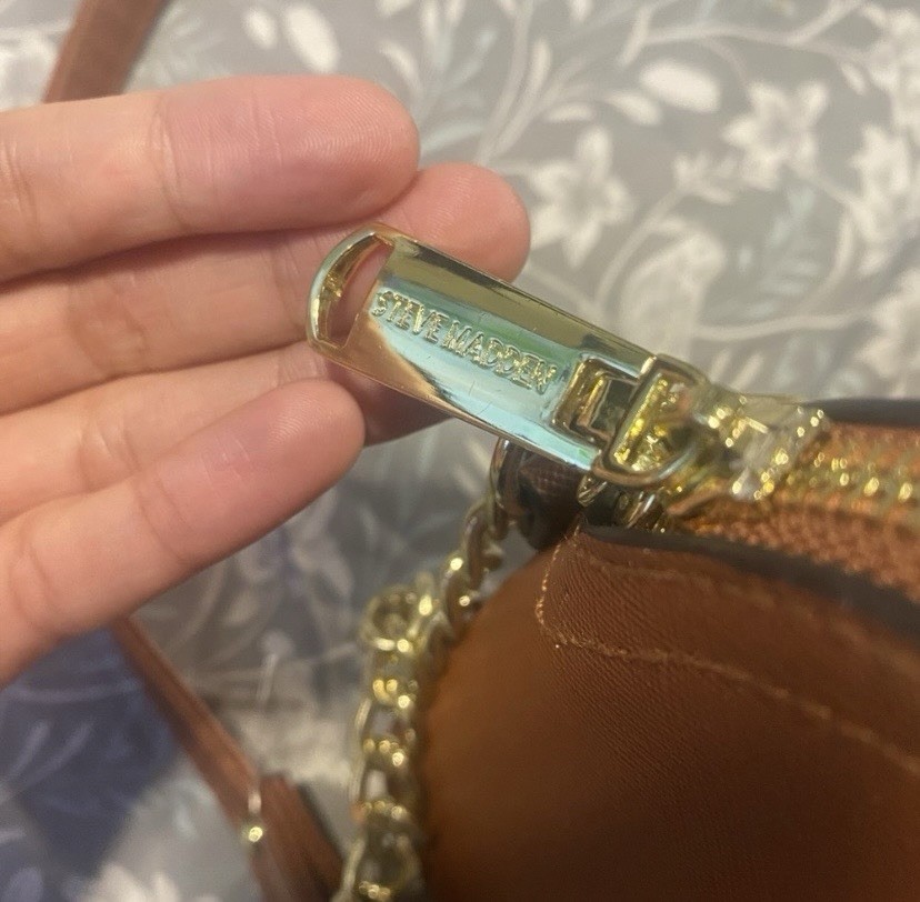This Steve Madden wallet is new, it just doesn’t have the tag