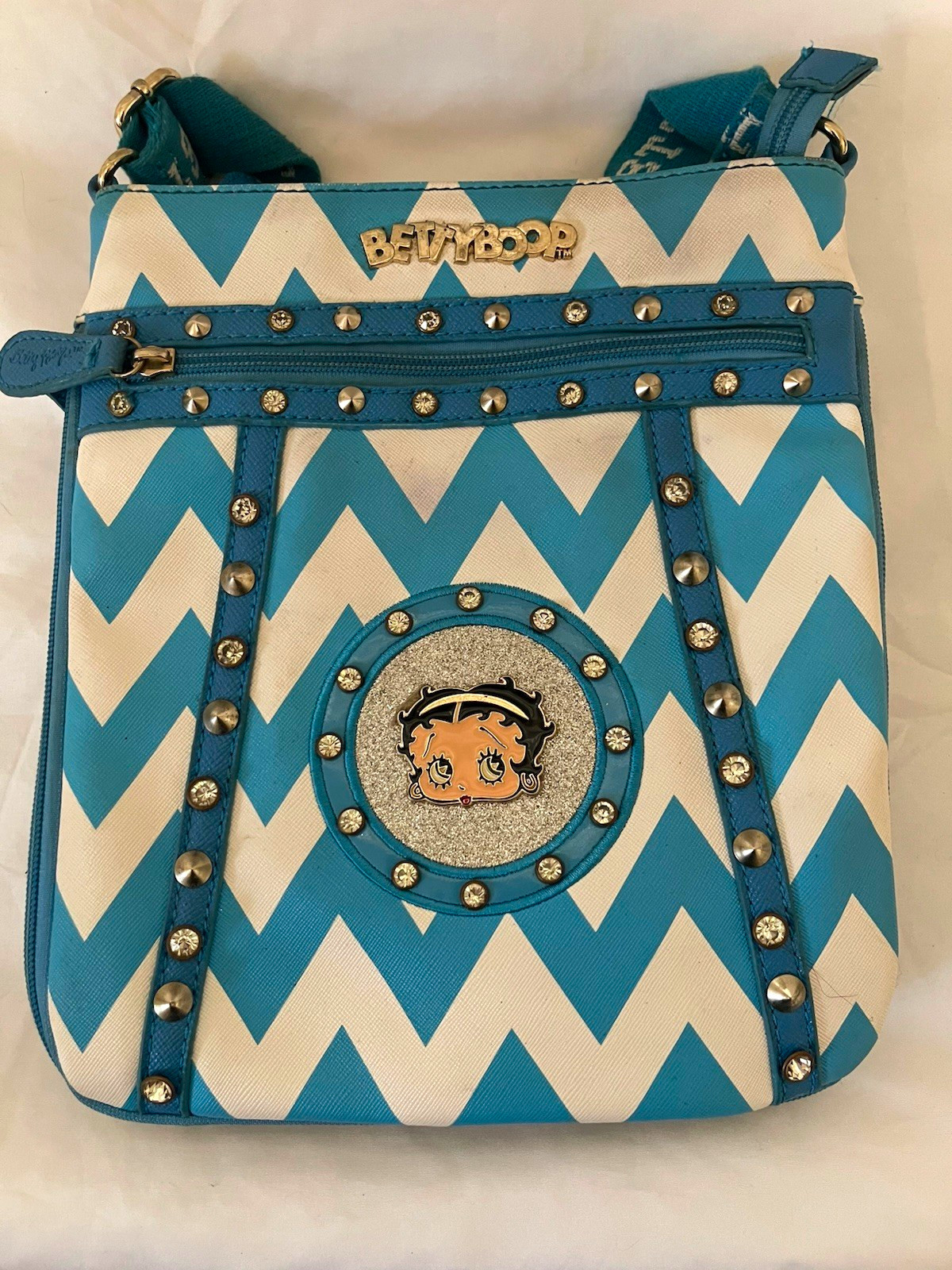 Betty Boop Blue White Chevron Studded Rhinestone Crossbody Bag Zip Adjustable