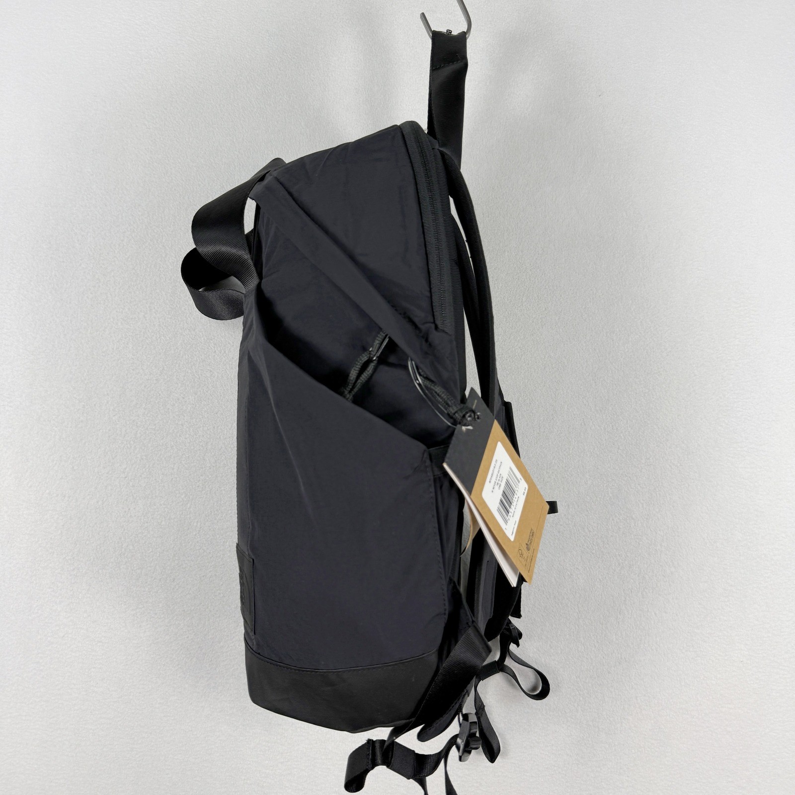 The North Face Neverstop Daypack Travel Laptop Bag Womens Black NEW