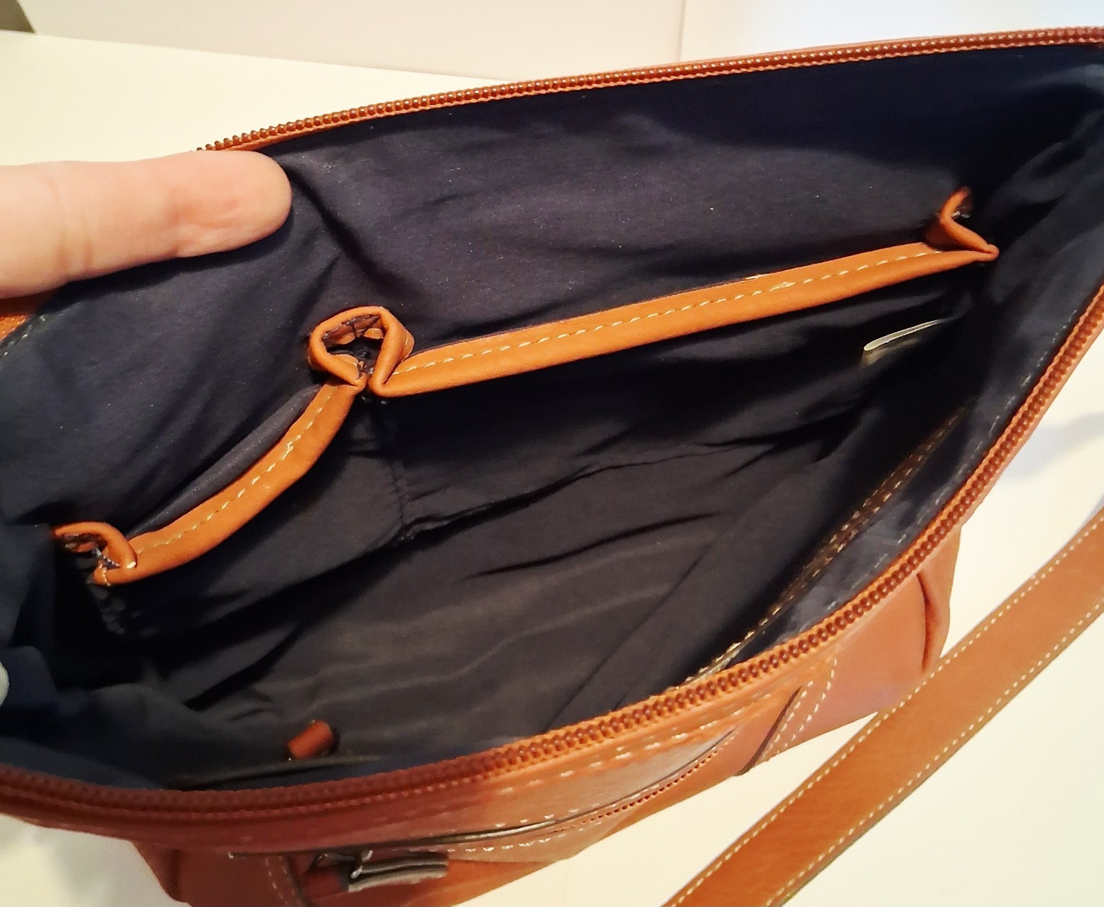 Chaps Crossbody Bag Brown Hobo Vegan Leather Casual Travel Adjustable AS IS