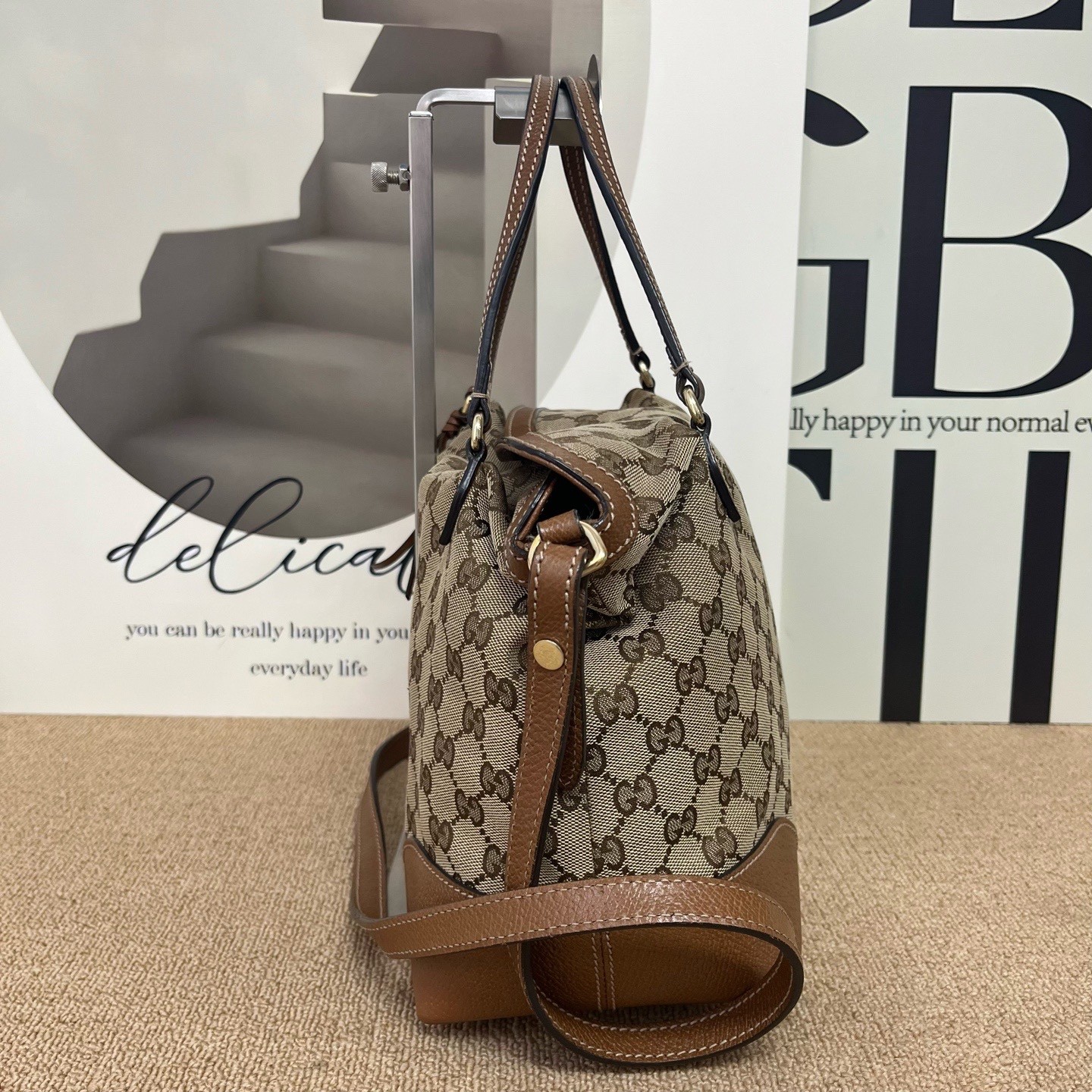 Gucci Pre-Owned Authentic Shoulder Bag Monogram 28*14*24 Canvas