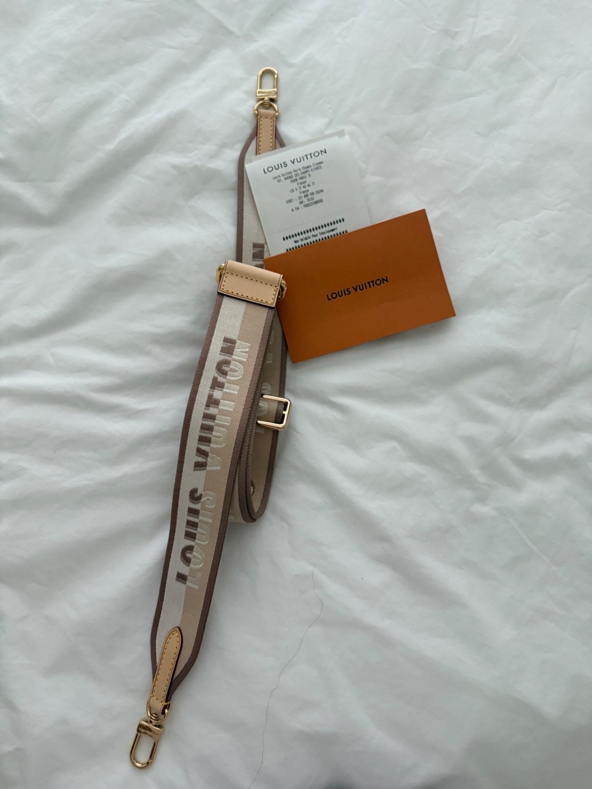 Louis Vuitton adjustable bandoulière strap – beige. Brand new unused