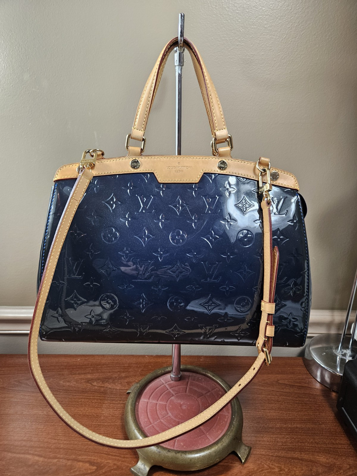 Auth Louis Vuitton Blue Nuit Monogram Vernis Brea MM Bag