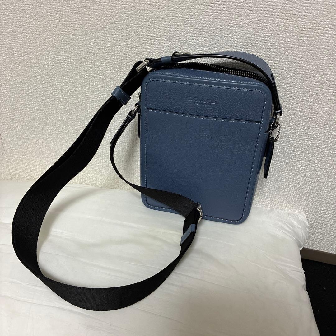 COACH shoulder bag blue leather