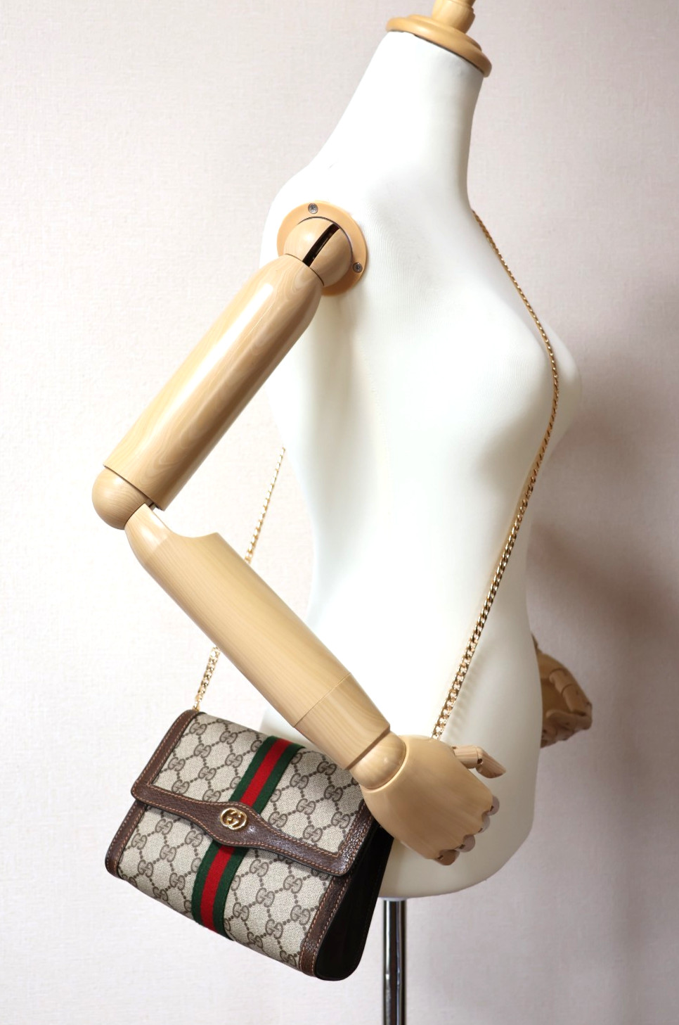 GUCCI VINTAGE GG Supreme Shoulder Bag Web Stripe Brown Small Classic Authentic