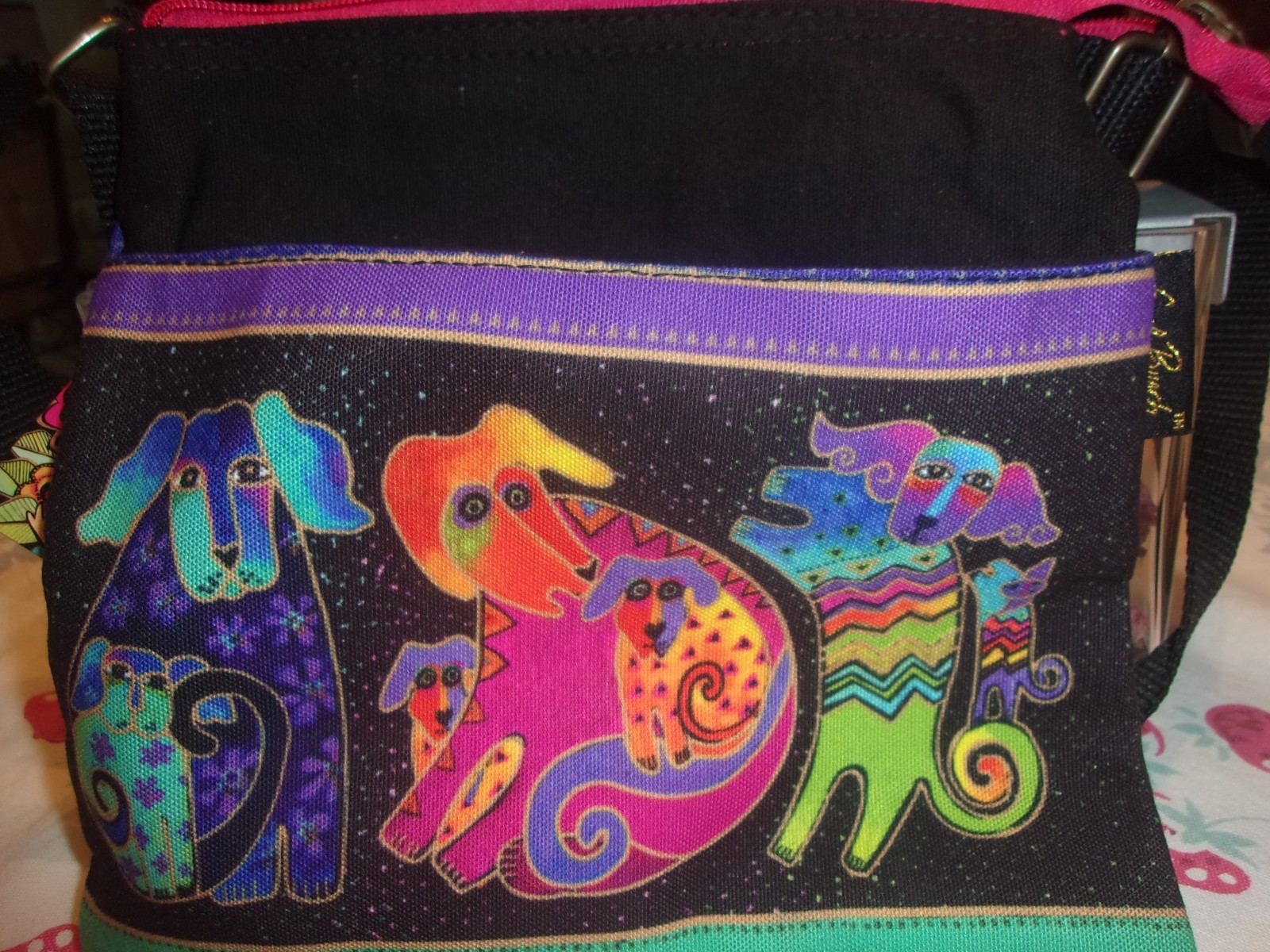 Laurel Burch Artistic Totes Cross body, 9.5 by 10-Inch, Dogs and Doggies Canvas