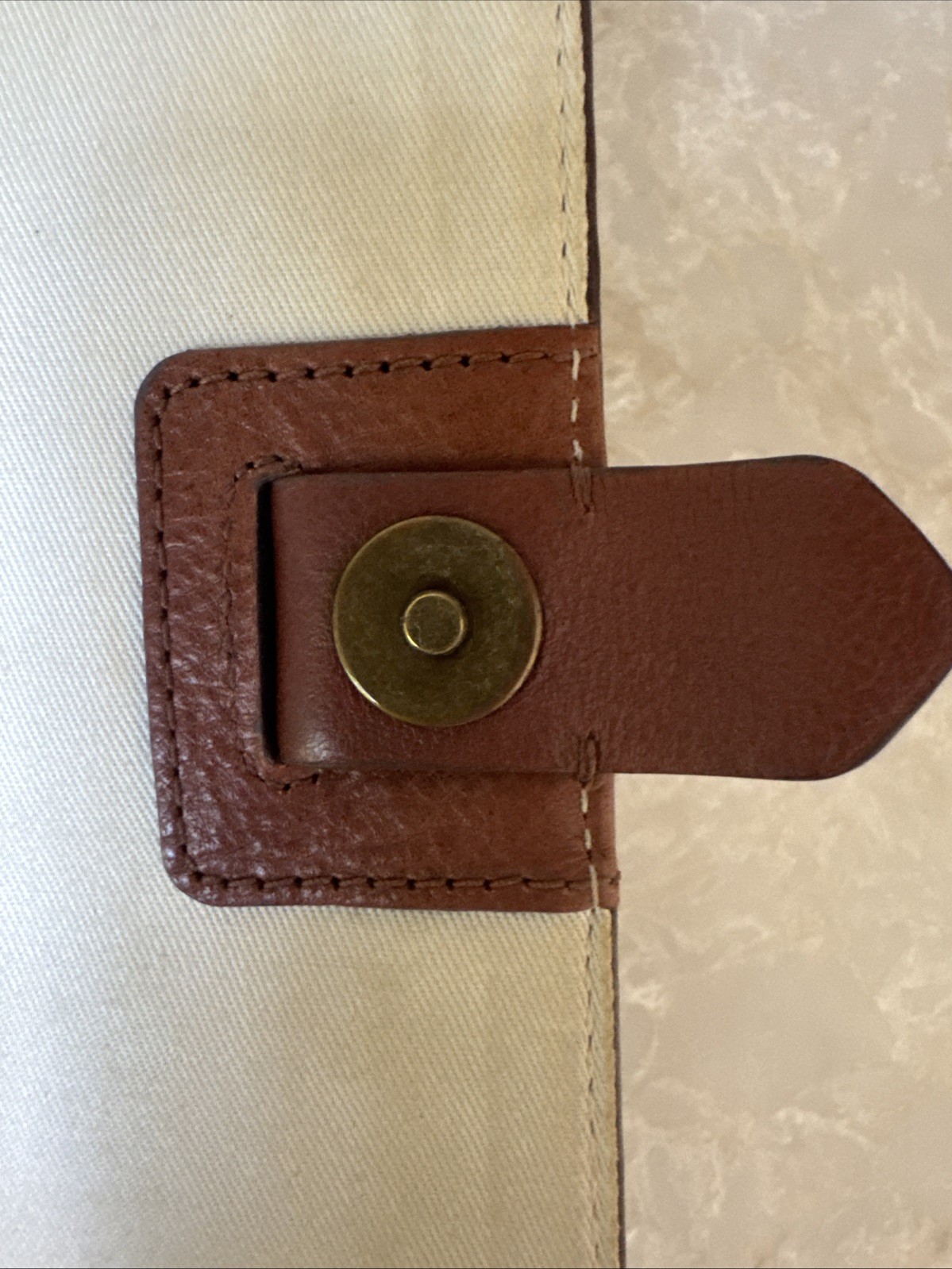 Vintage Fossil Cream And Brown Leather Cross Body Purse
