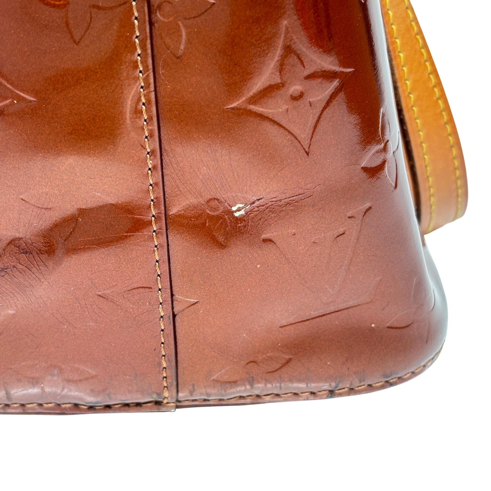 Louis Vuitton Monogram Vernis Houston M91122 Shoulder Bag – 9.75″ x 12″ x 5.5″