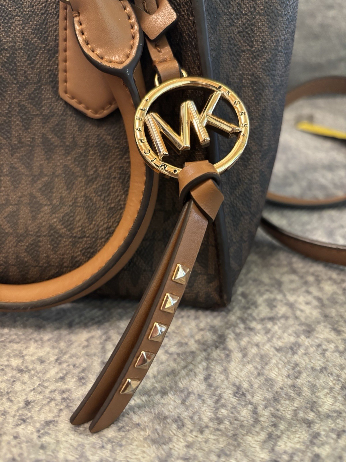 Michael Kors – Small Logo Satchel Crossbody – (Used/Good Condition)