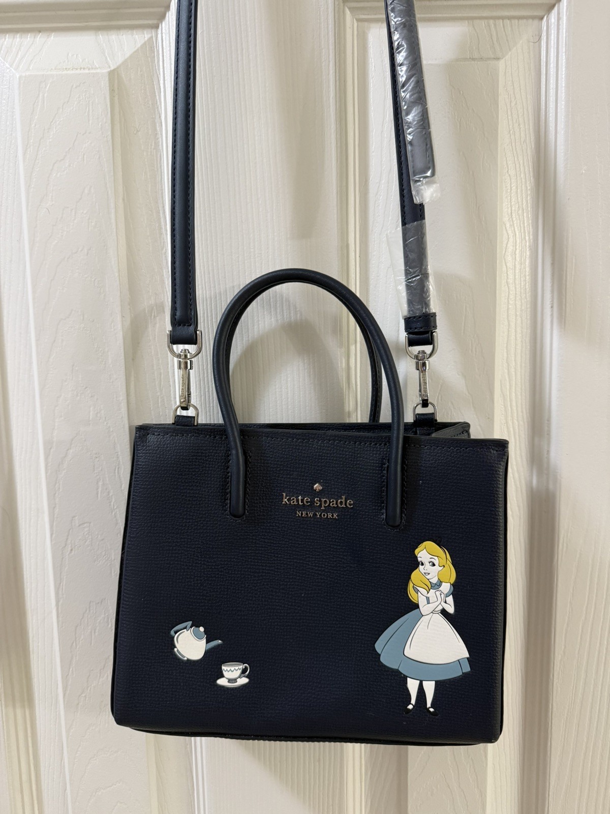 NEW Disney x Kate Spade New York Alice in Wonderland Shopper Crossbody Bag