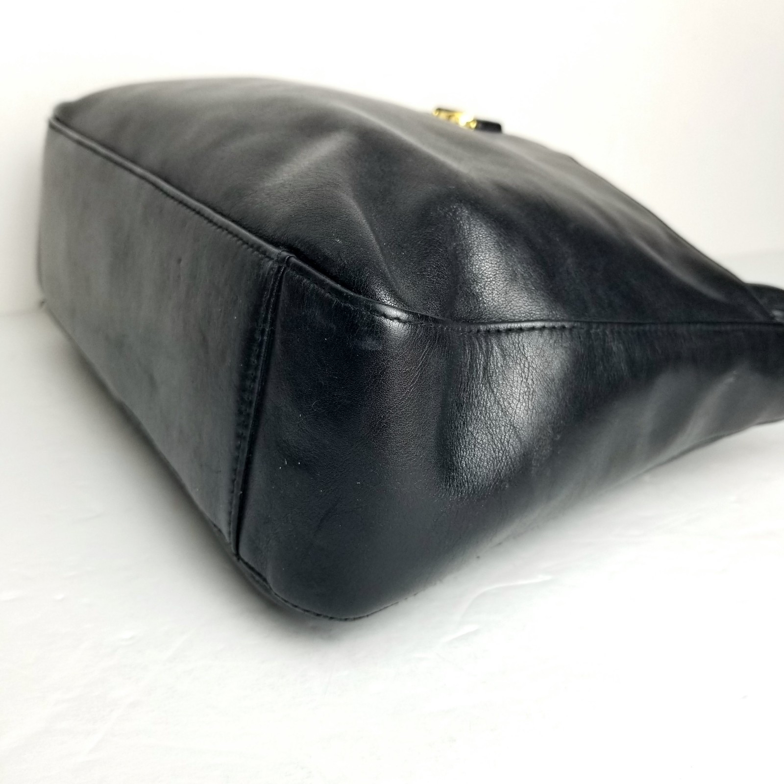 Etienne Aigner Black Genuine Leather Shoulder Bag Gold Tone Logo Classic