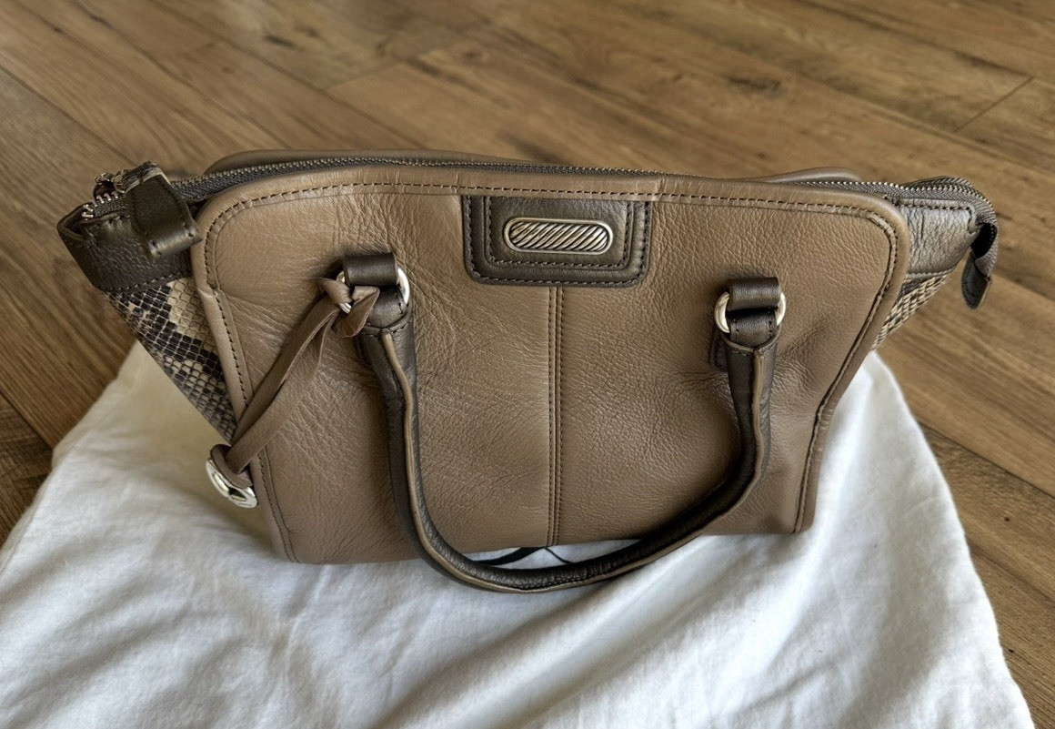Brighton Taupe/Brown Satchel Top Handle Zip Bag w/ Heart Charm, Dust Bag