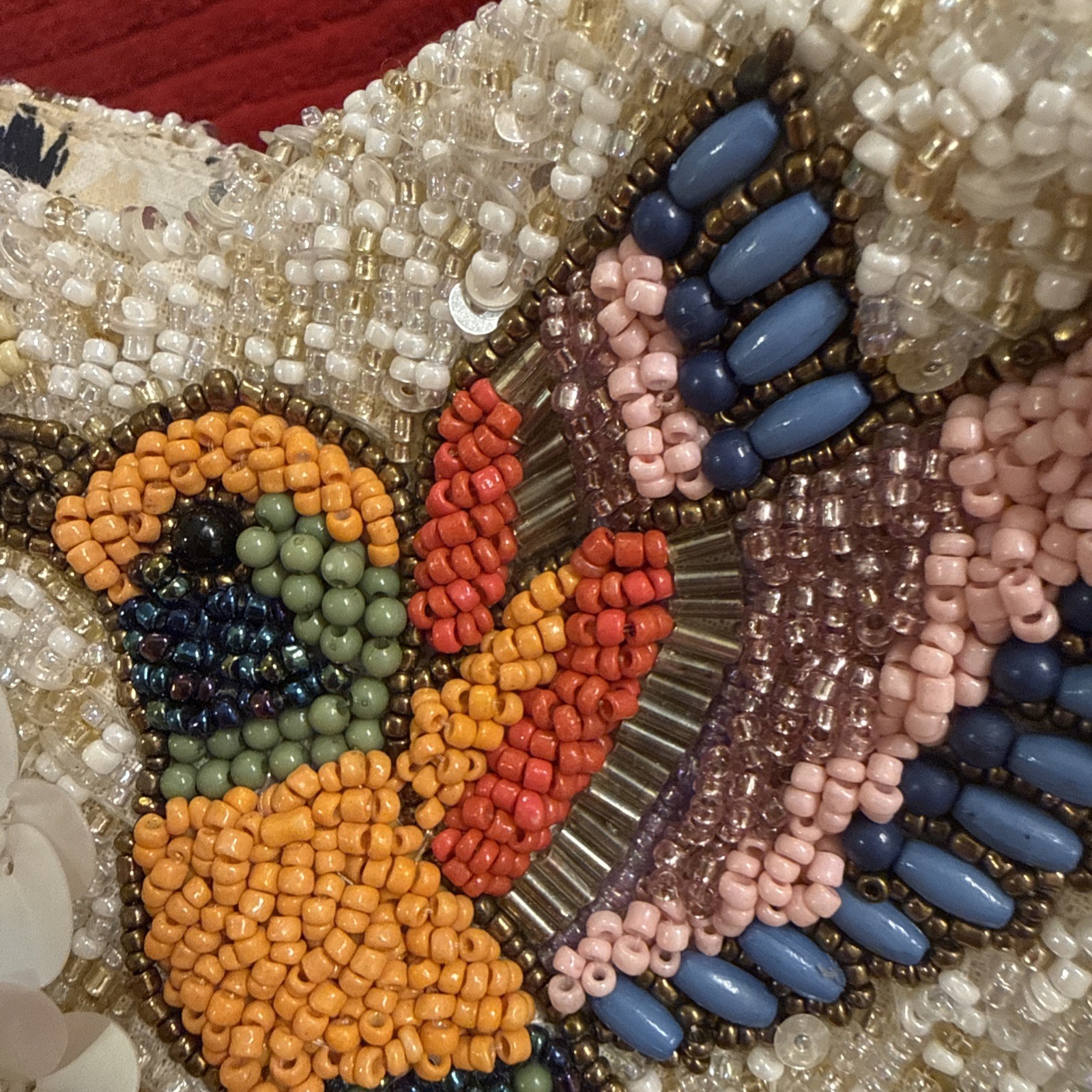 NWT Viral Hummingbird Beaded Bag