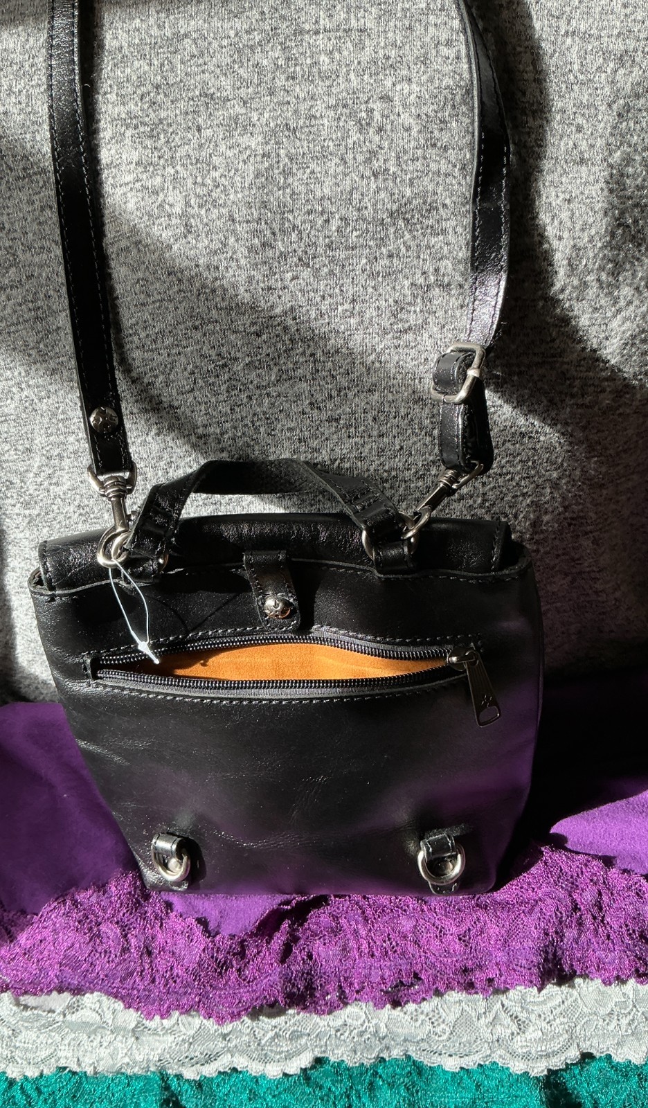 Patricia Nash Smooth Leather Black Flap Snap Crossbody Convertible Backpack